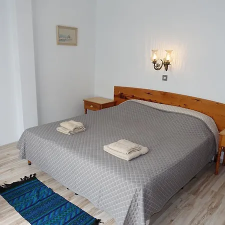Guest house Ahsania *