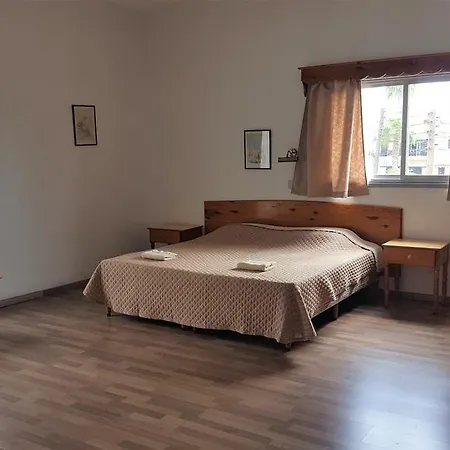 Ahsania Guest house Larnaca