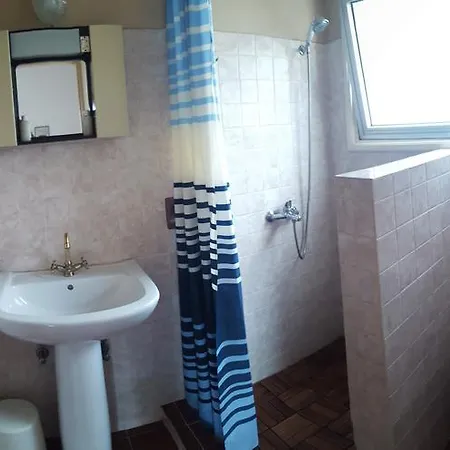 Guest house Ahsania